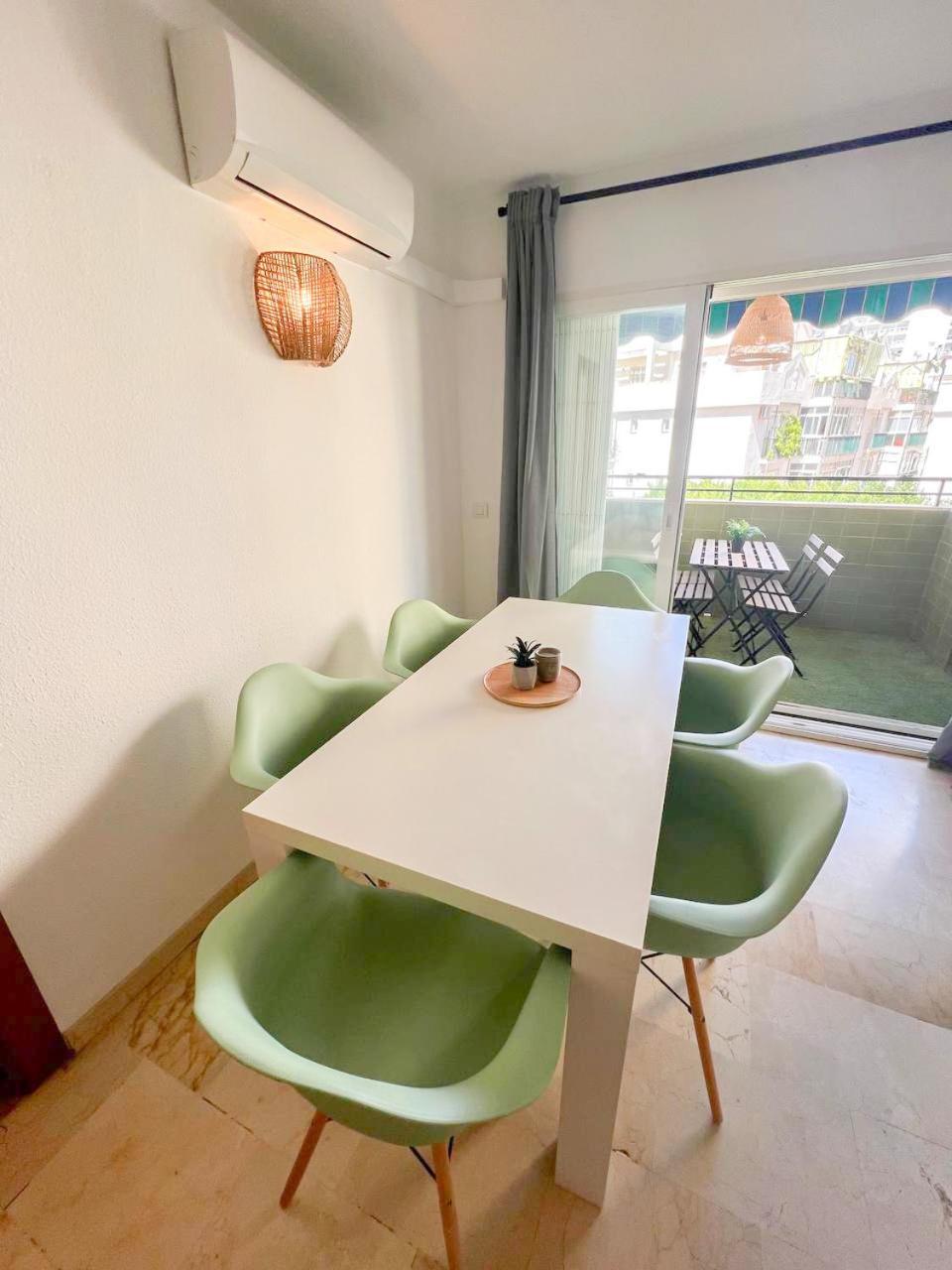 Large & Cozy Centrally Apartment Torremolinos Exteriér fotografie
